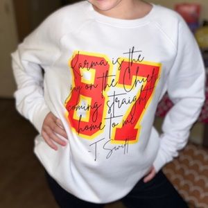 Chiefs: ‘Karma is the guy in the Chiefs coming straight home to me’ sweatshirt.
